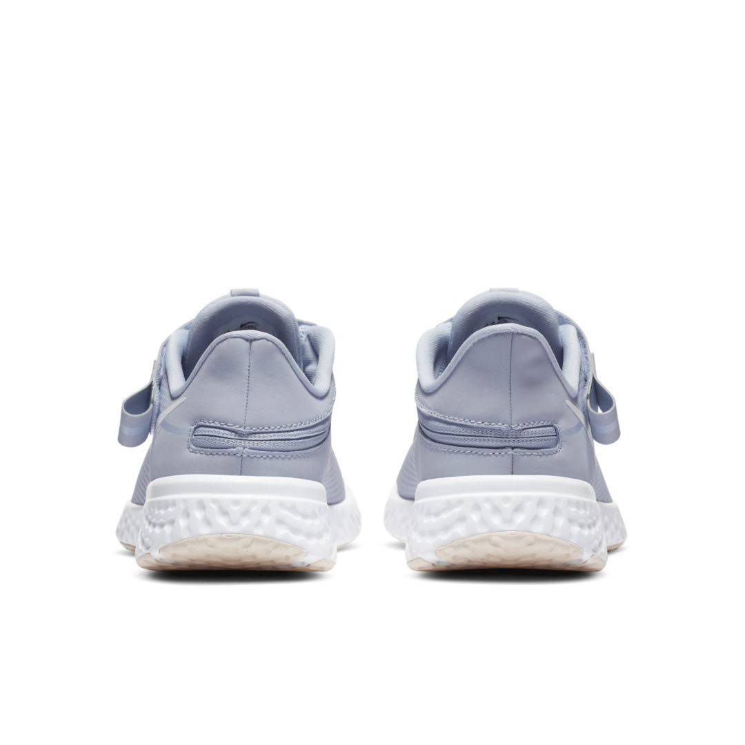 Nike Revolution 5 Flyease Women's Running Shoes (Wide) in Ghost/World Indigo, Size: 10.5 | CQ9330-001