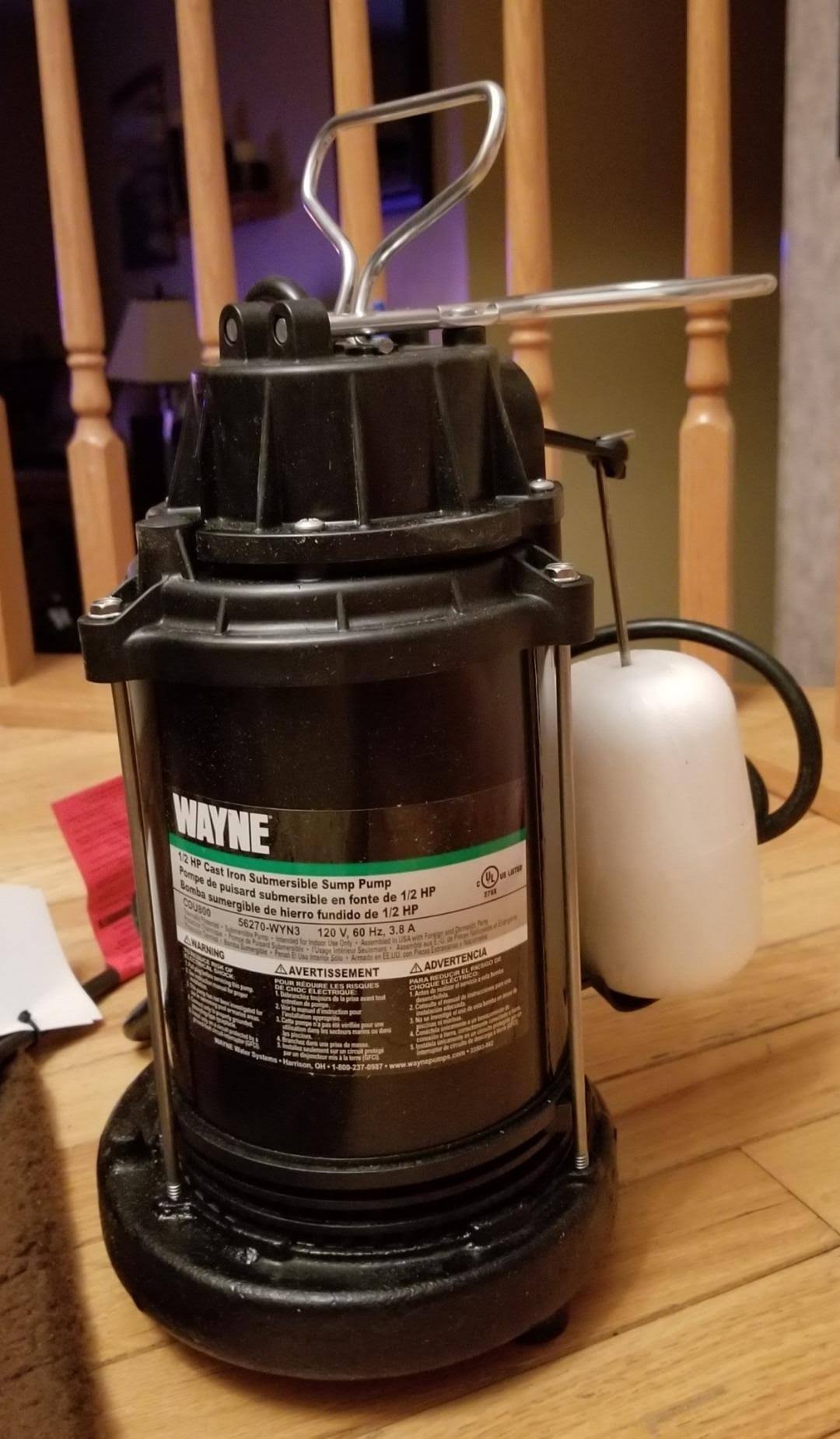Wayne CDU800 1/2 HP Submersible Cast Iron and Steel Sump Pump with Integrated Vertical Float Switch