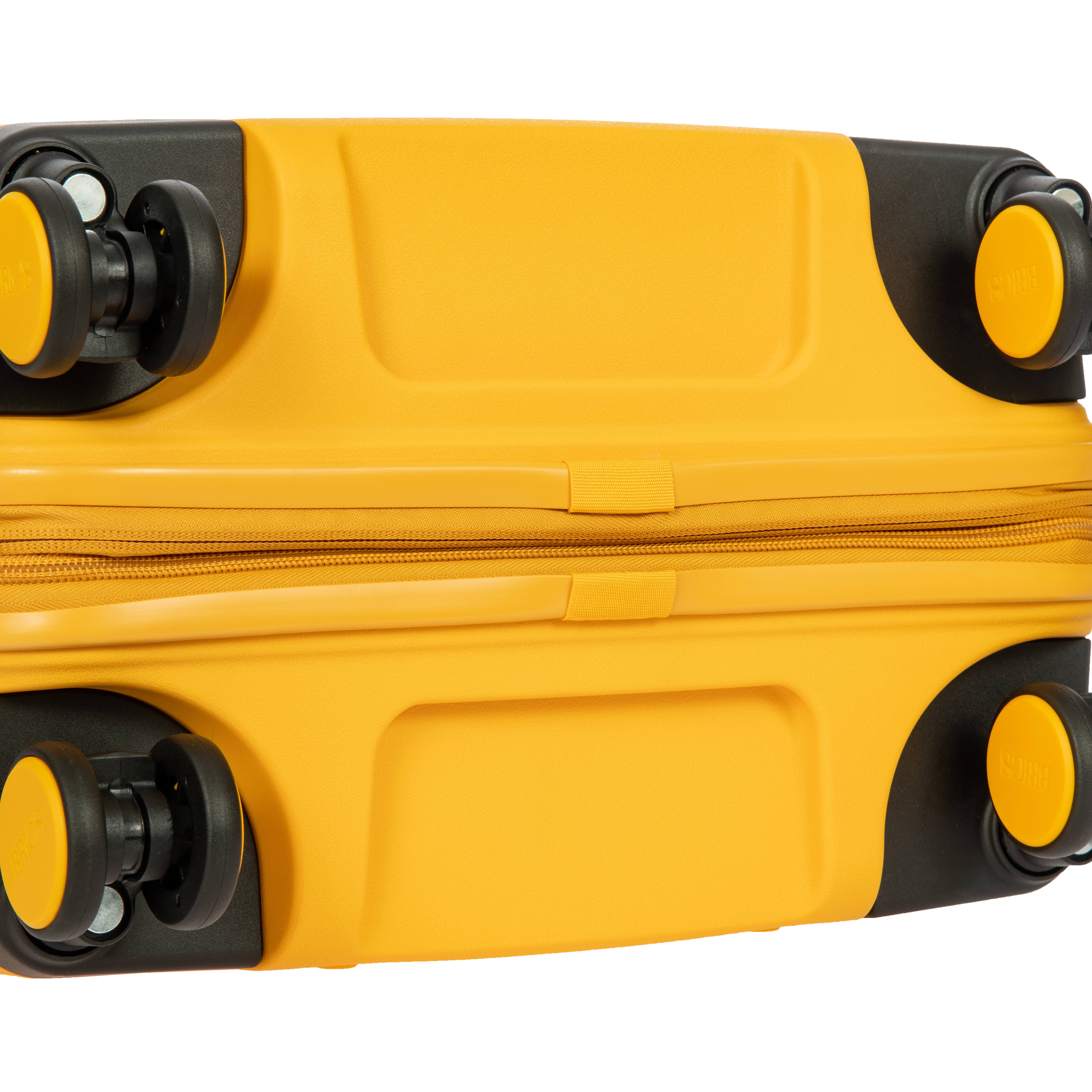 Bric's Ulisse 21x22 Expandable Spinner (Mango)