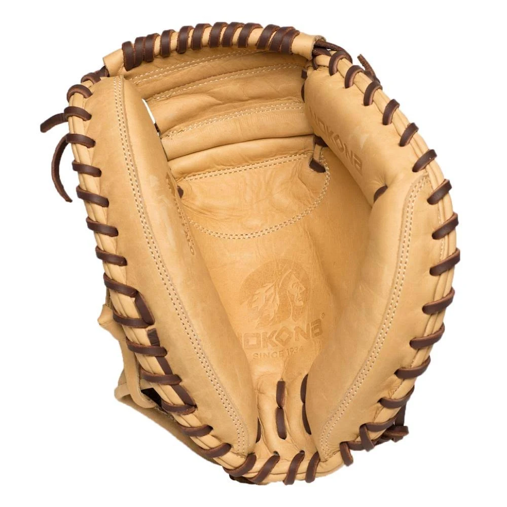 Nokona Alpha Select 30x22 Youth Catcher's Mitt: S-120