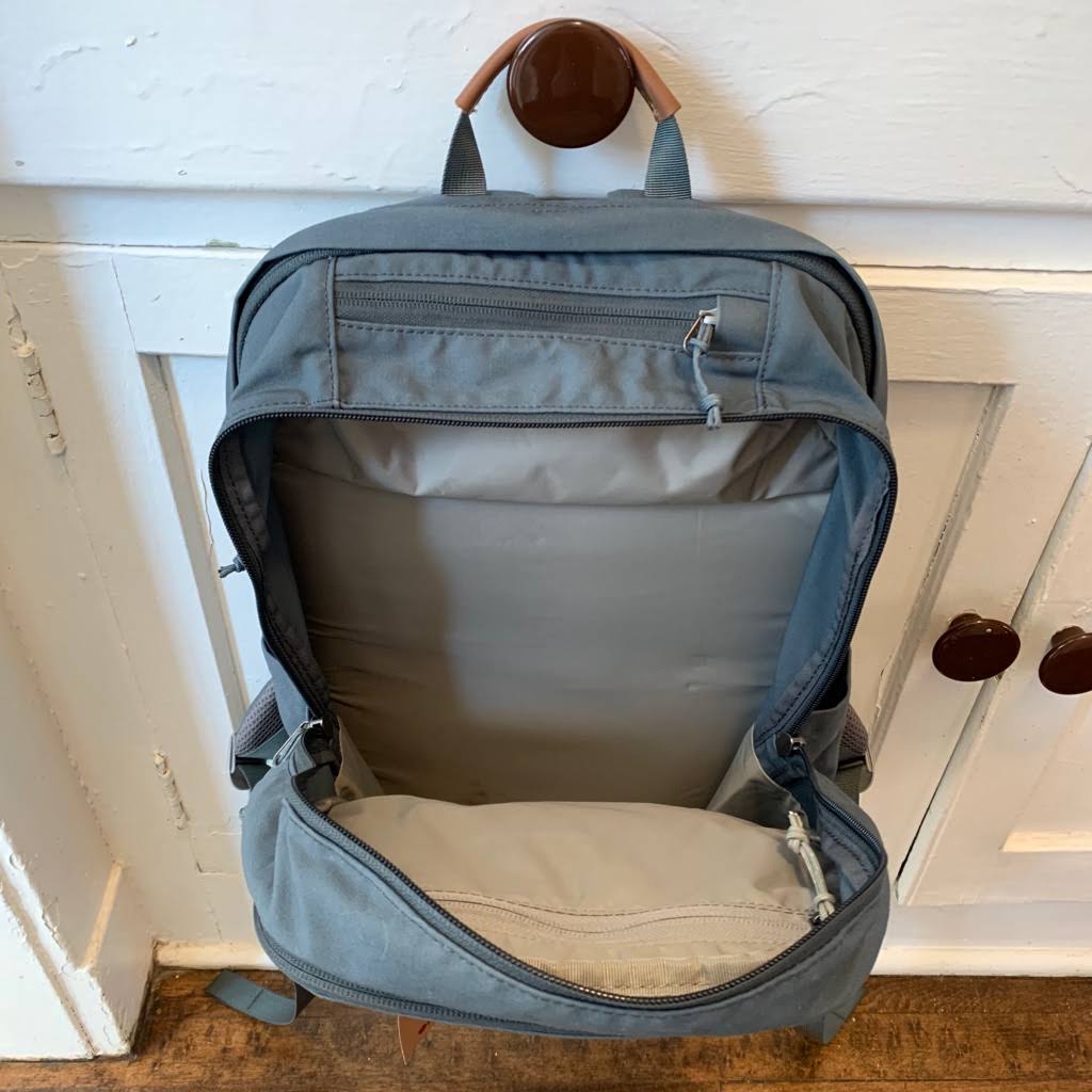 Fjallraven Raven 28L Backpack - Dusk