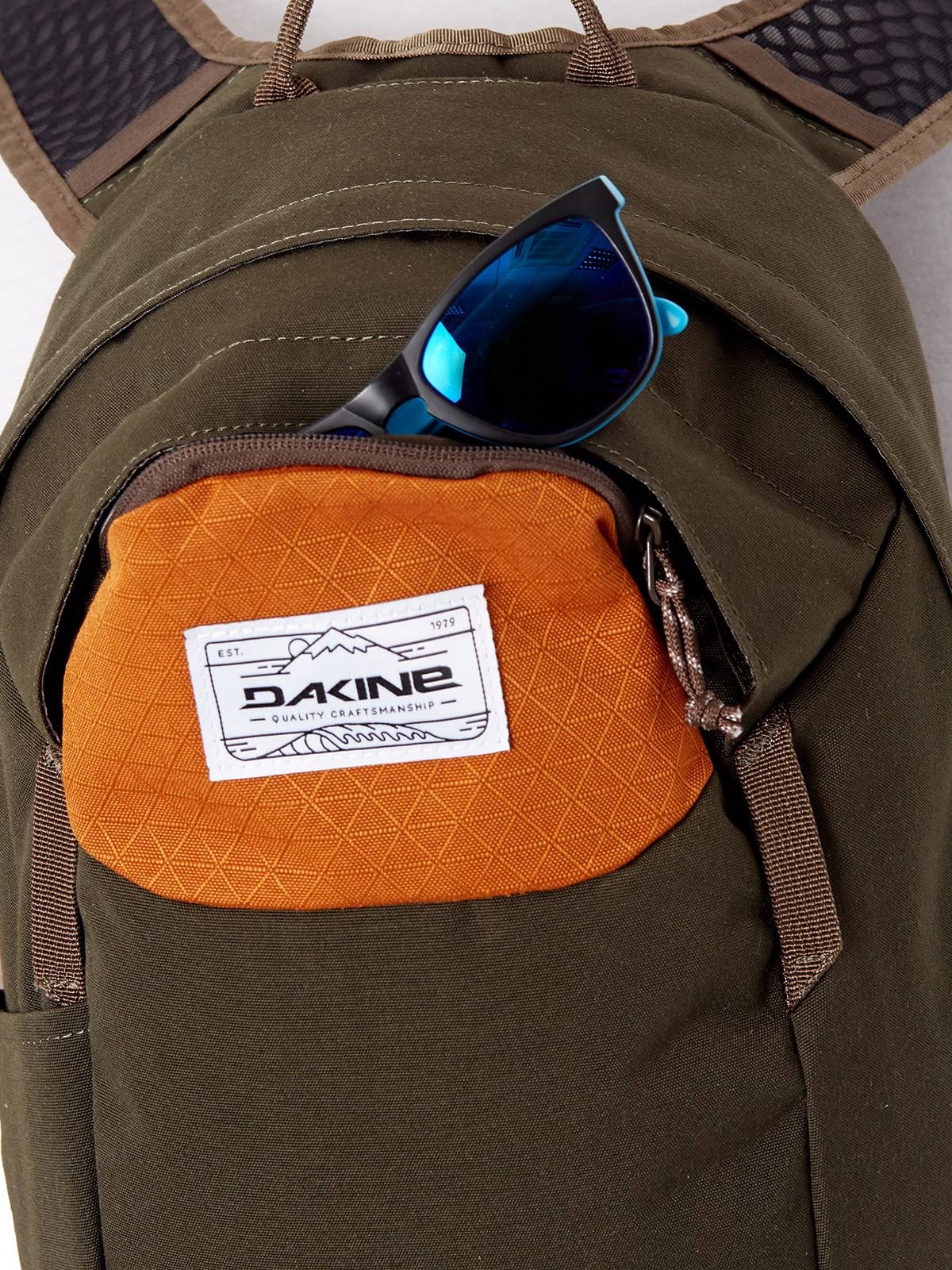 Dakine Canyon 16L Backpack - Timber