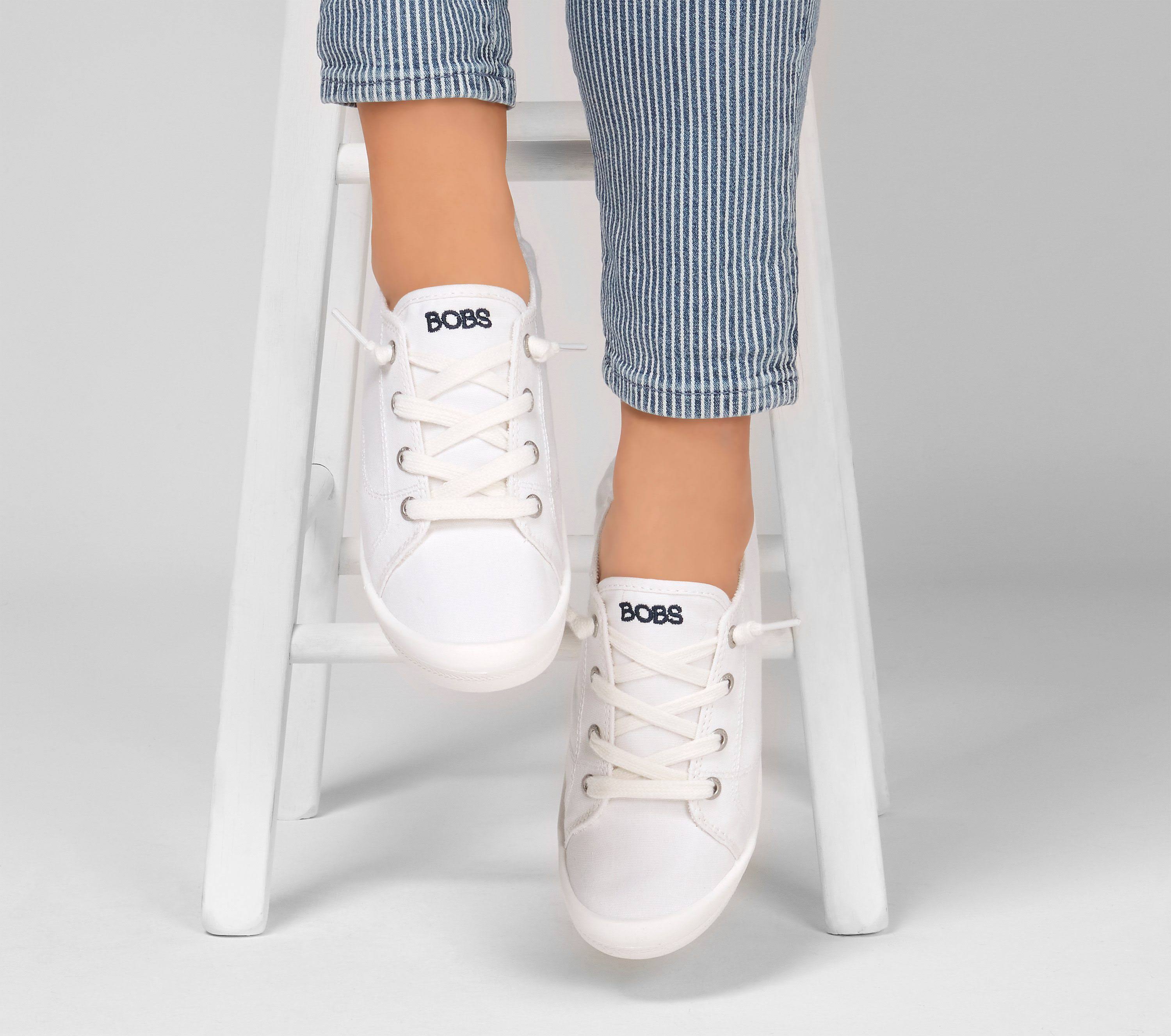 Skechers Women's Bobs Beach Bingo Ditch Day Sneaker, White