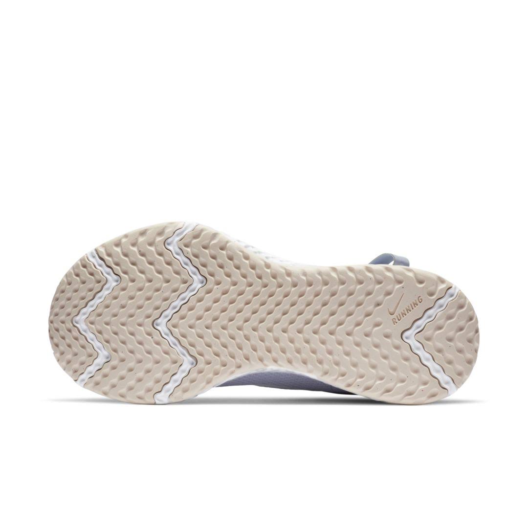 Nike Revolution 5 Flyease Women's Running Shoes (Wide) in Ghost/World Indigo, Size: 10.5 | CQ9330-001