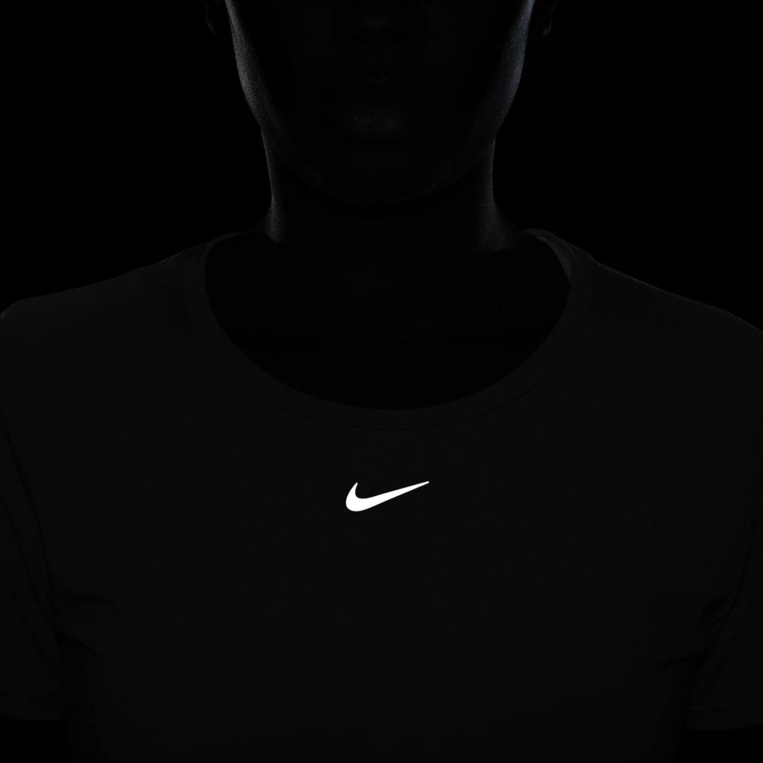 Nike Dri-Fit One Luxe Women's Standard Fit Short-Sleeve Top
