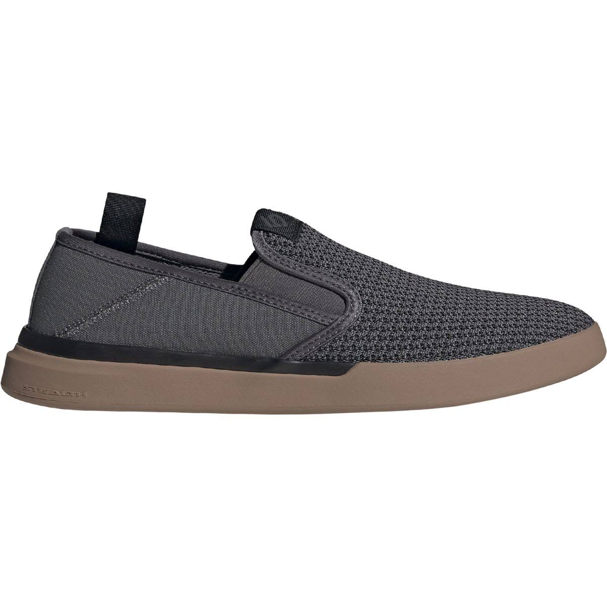 Five Ten Sleuth Slip-On Men's Flat Shoe: Gray Five/Black/Gum 8