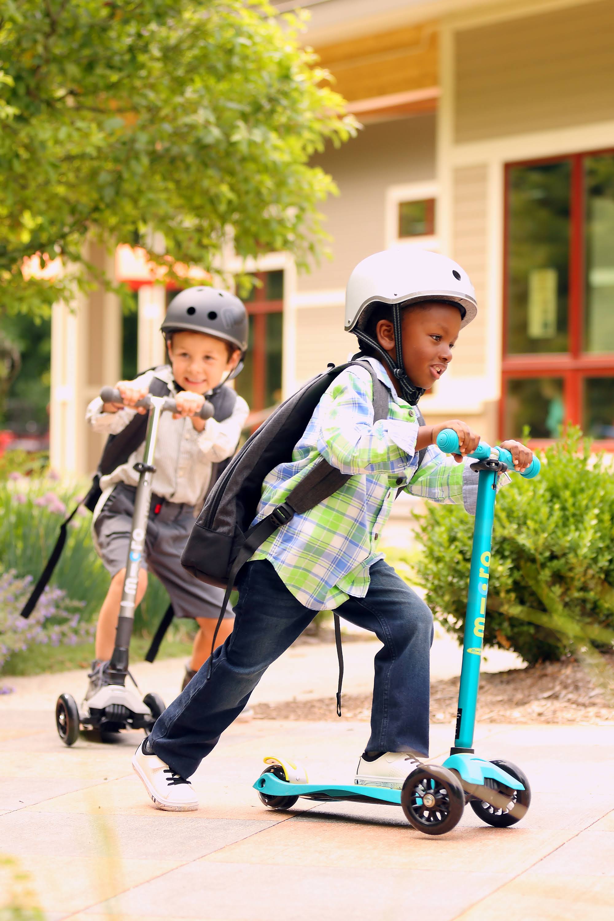 Micro Maxi Deluxe Scooter - Red