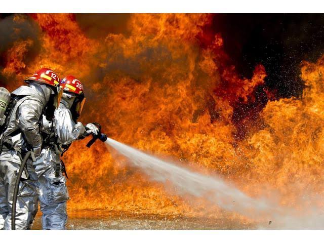 Uniden BCD536HP Digital Phase 2 Base/Mobile Scanner with HPDB and Wi-F