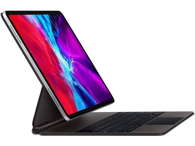 Apple Magic Keyboard for 12.9-inch iPad Pro (4th Generation) - British English