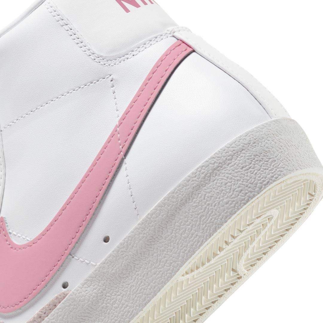 Nike Blazer Mid &77 Vintage Women's Shoe