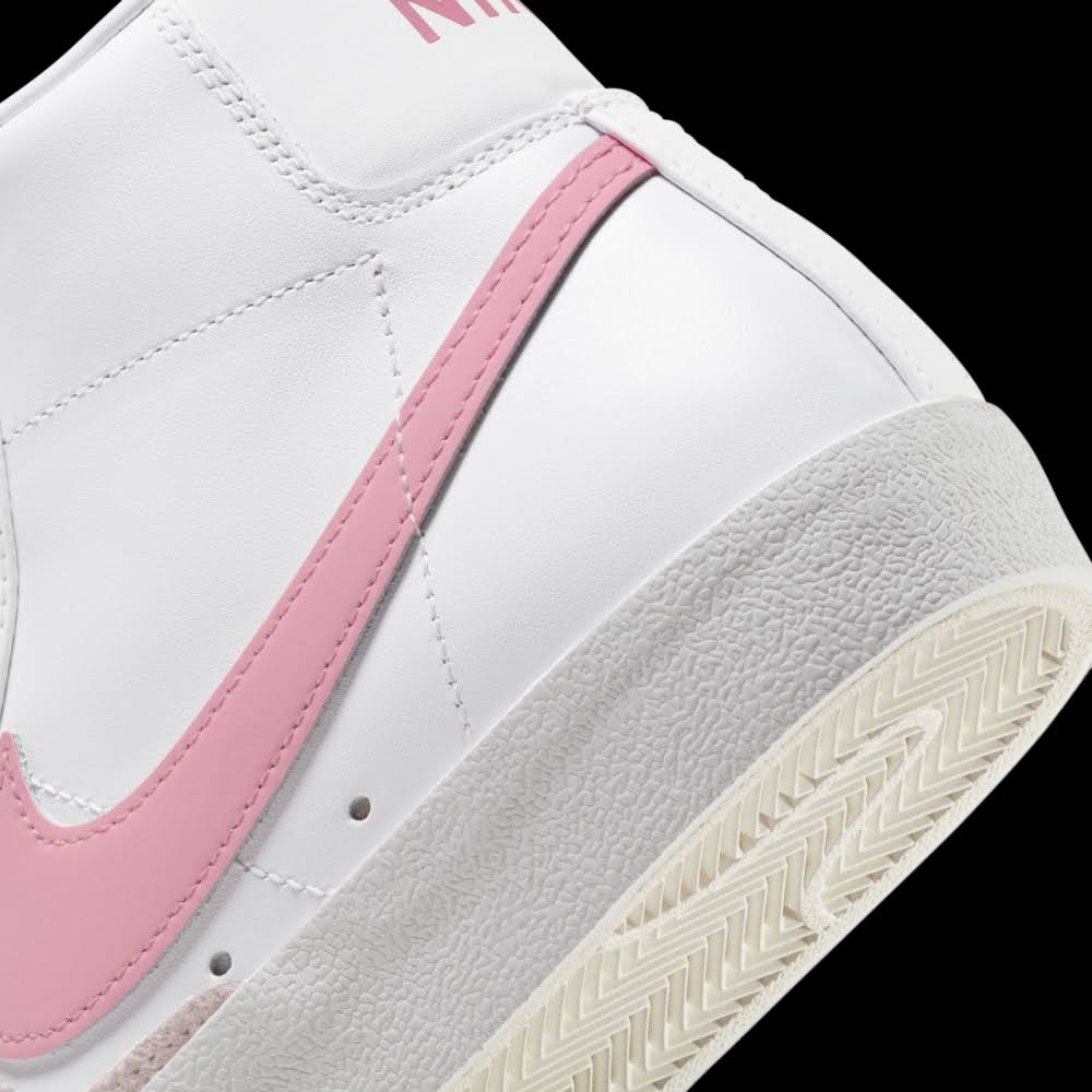Nike Blazer Mid &77 Vintage Women's Shoe