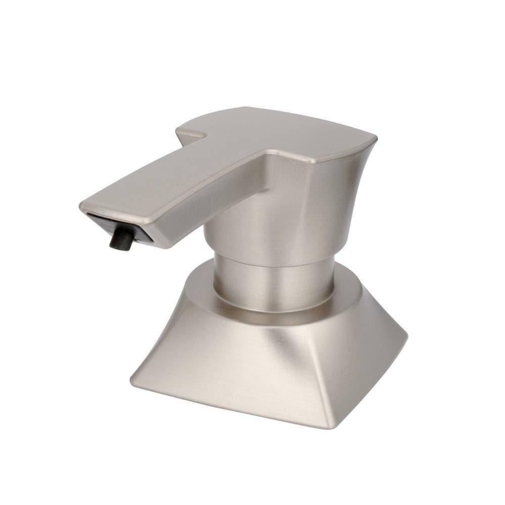 Delta Montauk Single-Handle Pull-Out Sprayer Kitchen Faucet with Soap Dispenser