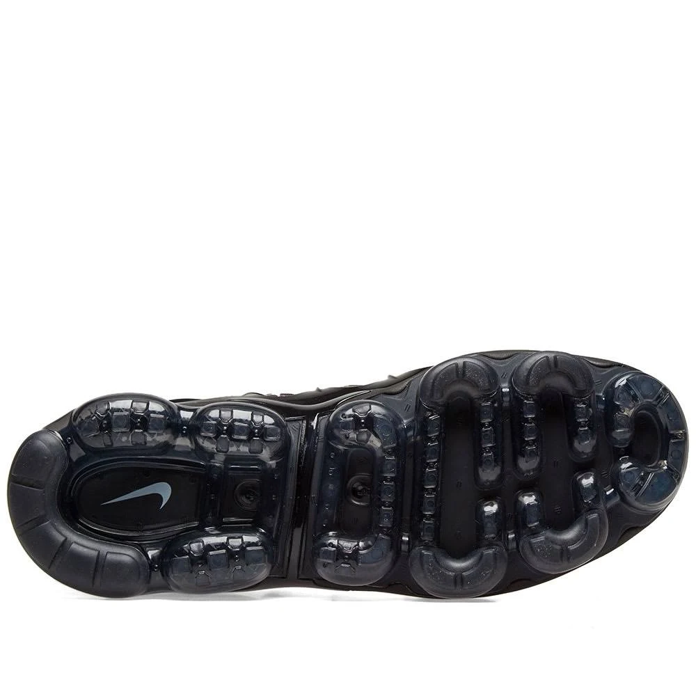 Nike Air VaporMax Plus Men's Shoe Size 13 (Black)