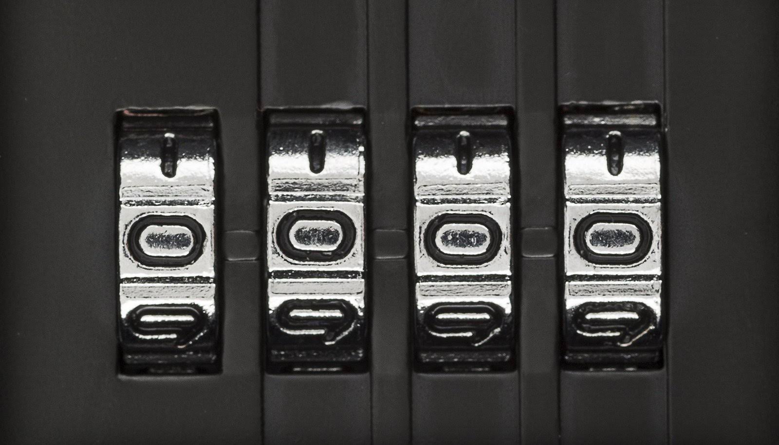 National Hardware N109-045 Yardlock Keyless Gate Lock Kit, Black