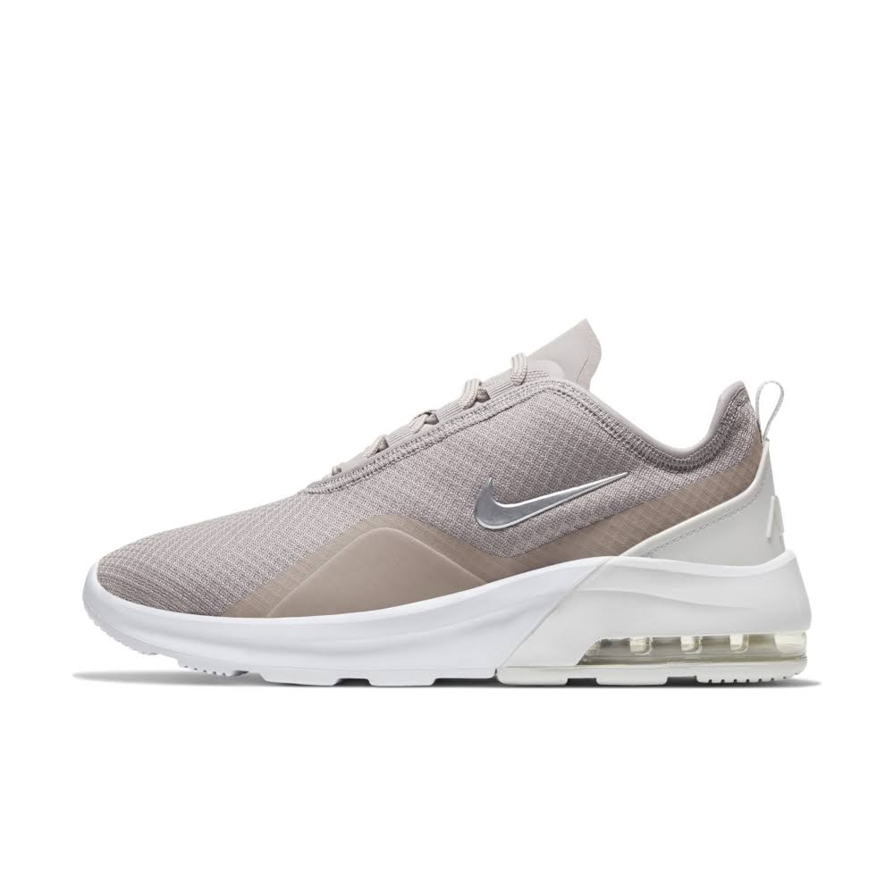 Women's Nike Air Max Motion 2 Shoes