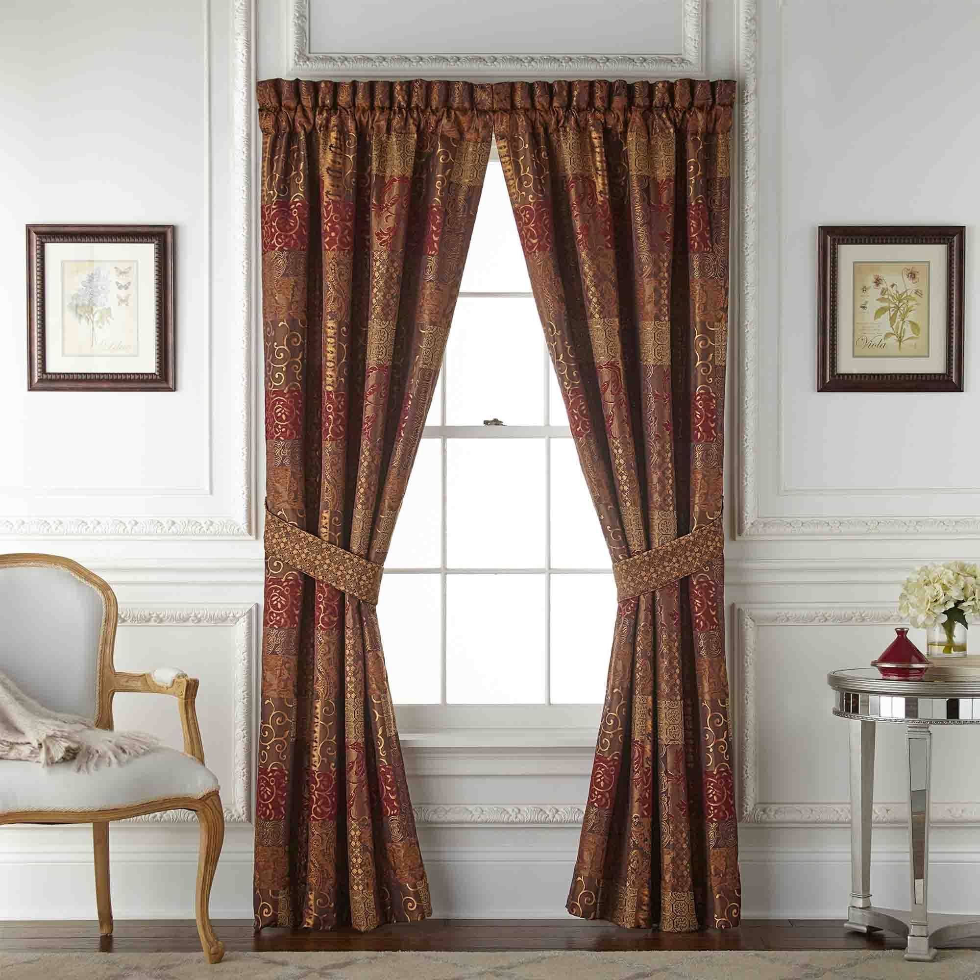 Croscill Galleria Window Curtain, Red