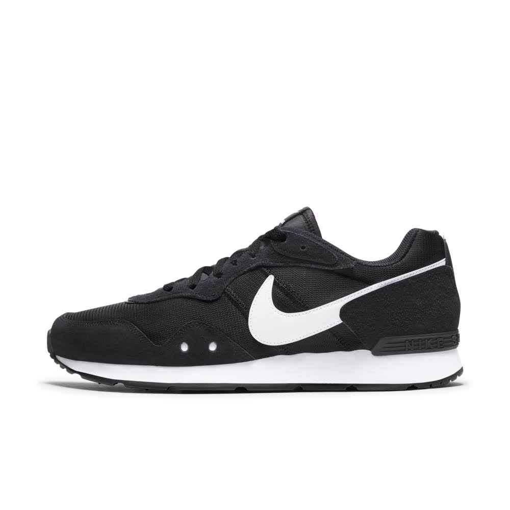 Nike Men&s Venture Runner Shoes, Black