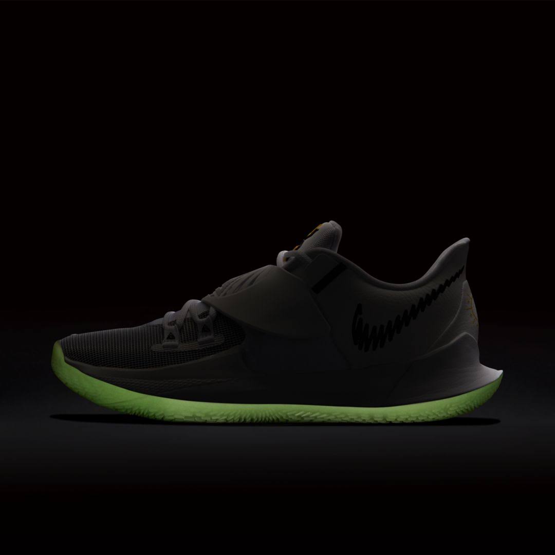 Nike Kyrie Low 3 - Mens Basketball Shoes - White/Black, Size 10.5