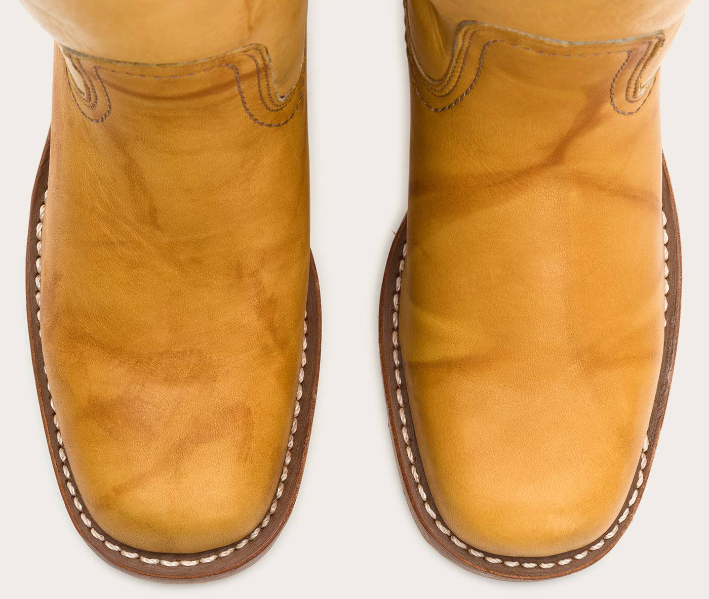 Frye Women's Campus 14L Banana / 10