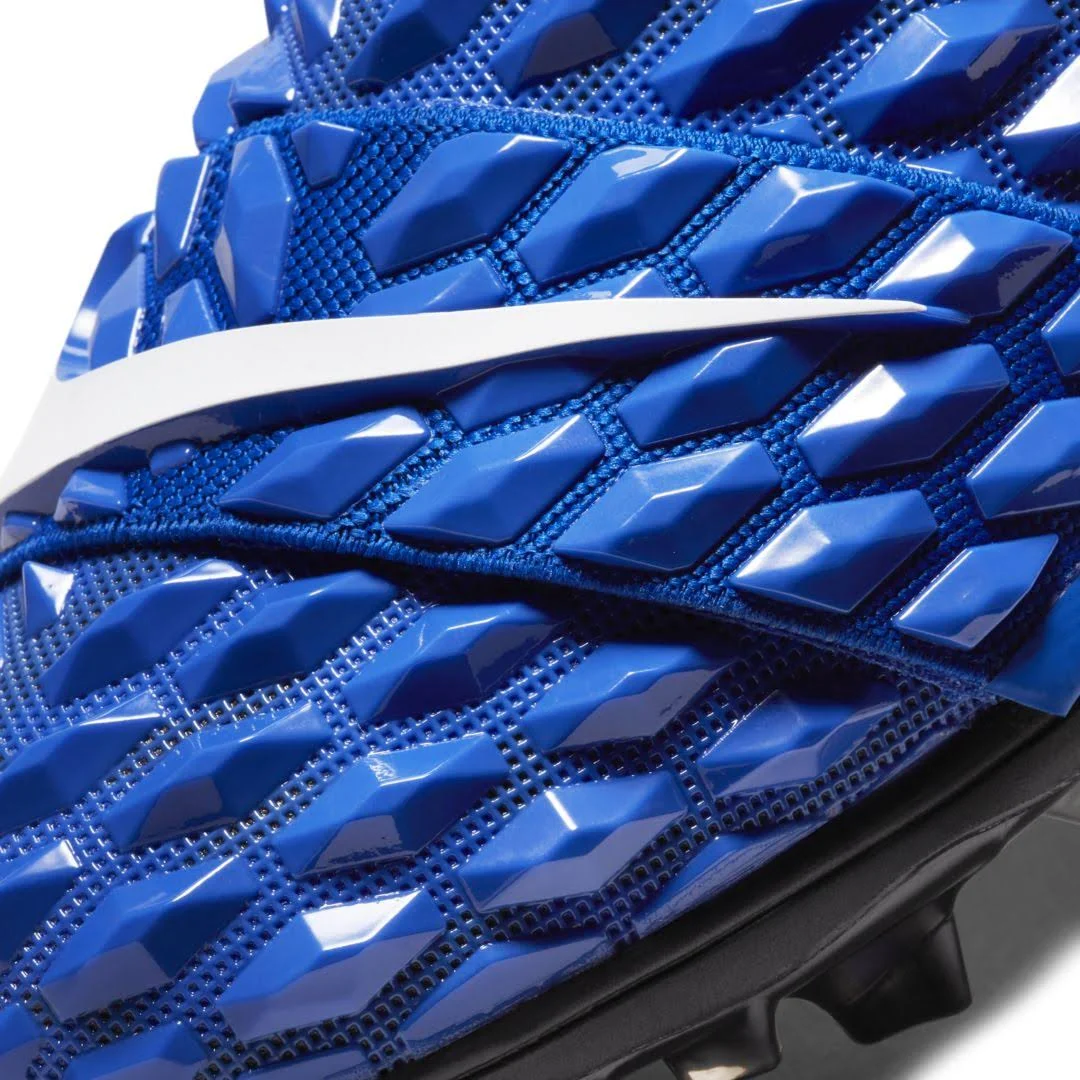 Nike Men's Force Savage Elite 2 Football Cleats, Size: Small, Black