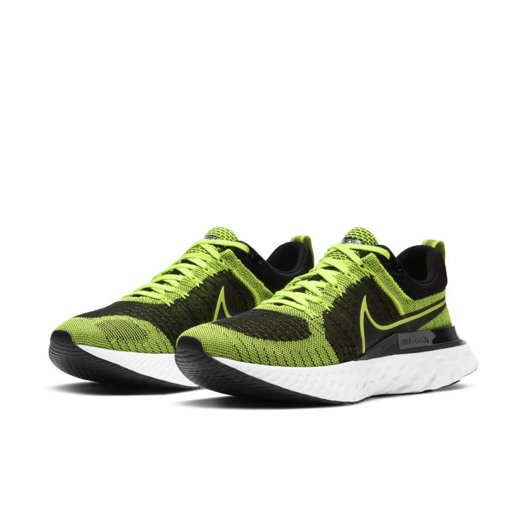 Nike Men's React Infinity Run Flyknit 2 Running Shoes, Volt/Black
