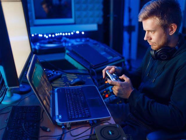 ClonerAlliance UHD Pro, Standalone 4K H.265/H.264 HDMI Video u0026 Gaming Recorder, Playback Instantly. Schedule Recording. UVC