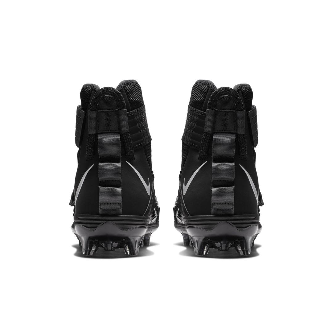 Nike Men's Force Savage Elite 2 Football Cleats, Black