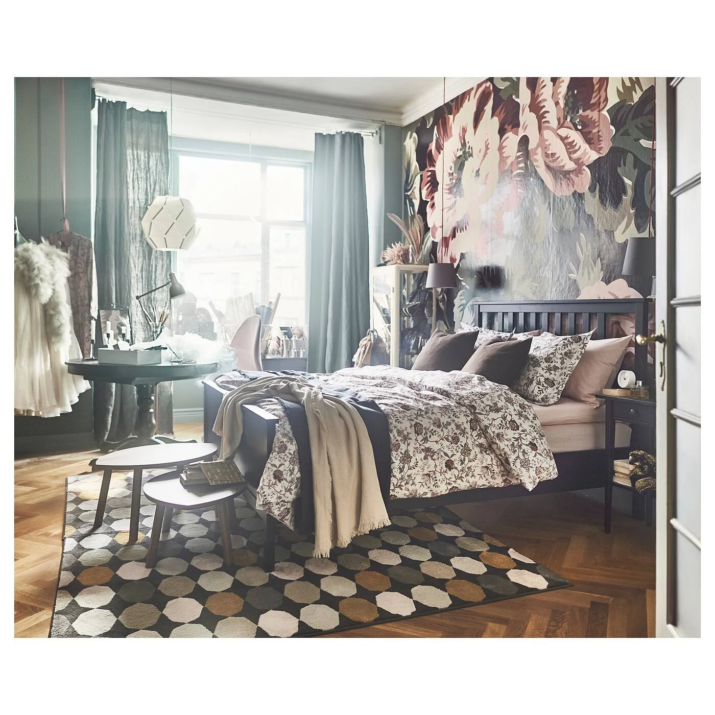 IKEA - HEMNES Bed Frame, black-brown, King