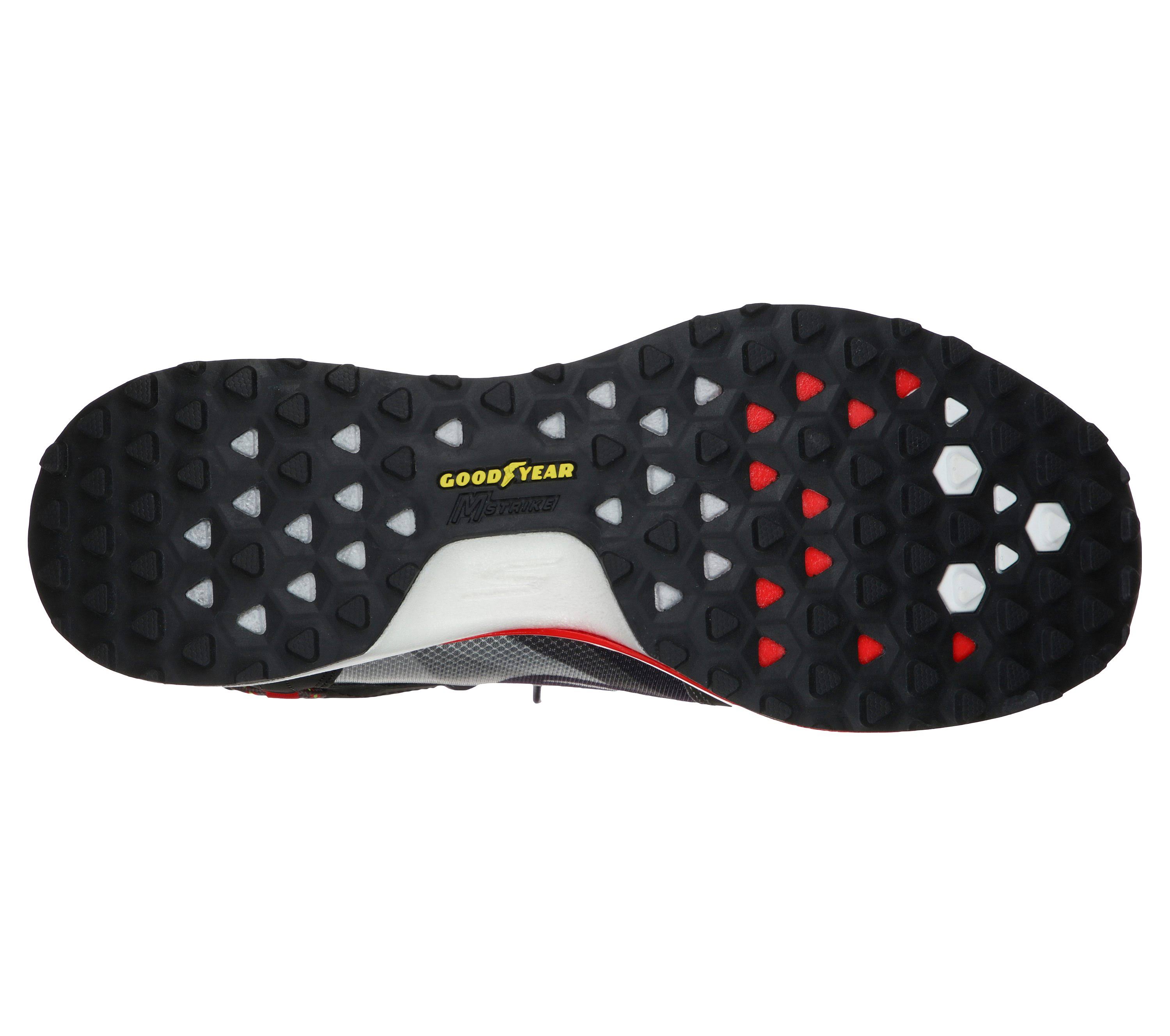 Skechers Men's GOrun Speed TRL Hyper Trail Shoe, Charcoal/Red