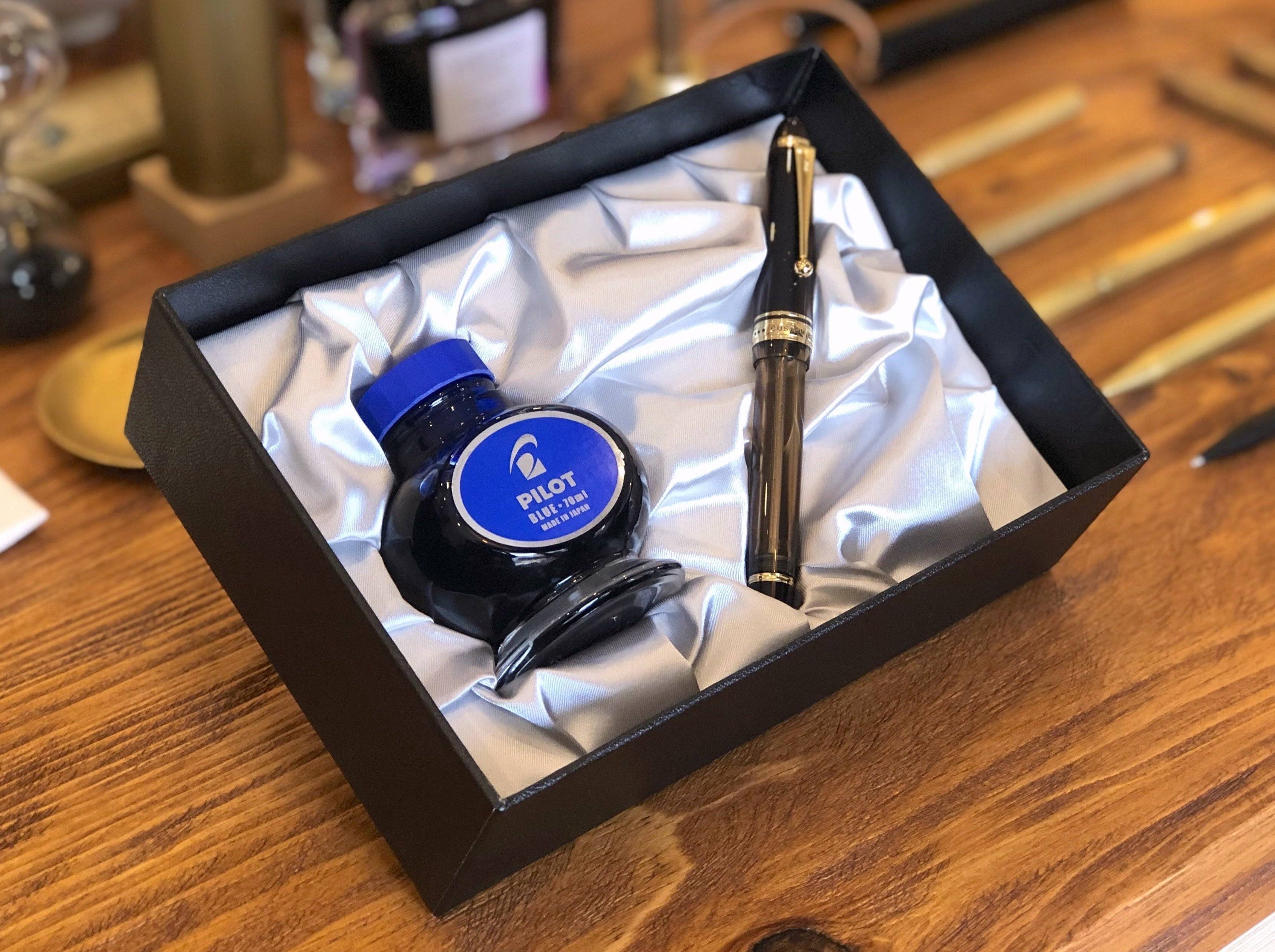 Pilot Custom 823 Amber Fountain Pen - Fine