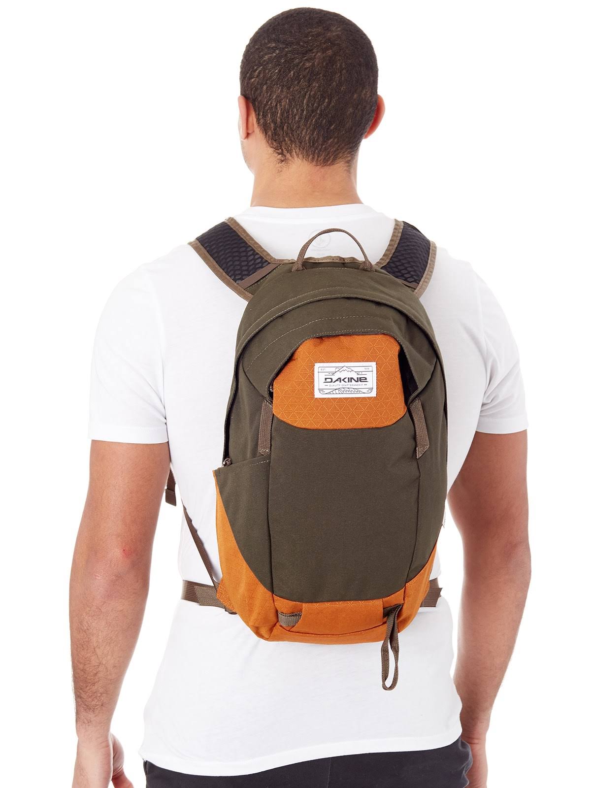 Dakine Canyon 16L Backpack - Timber