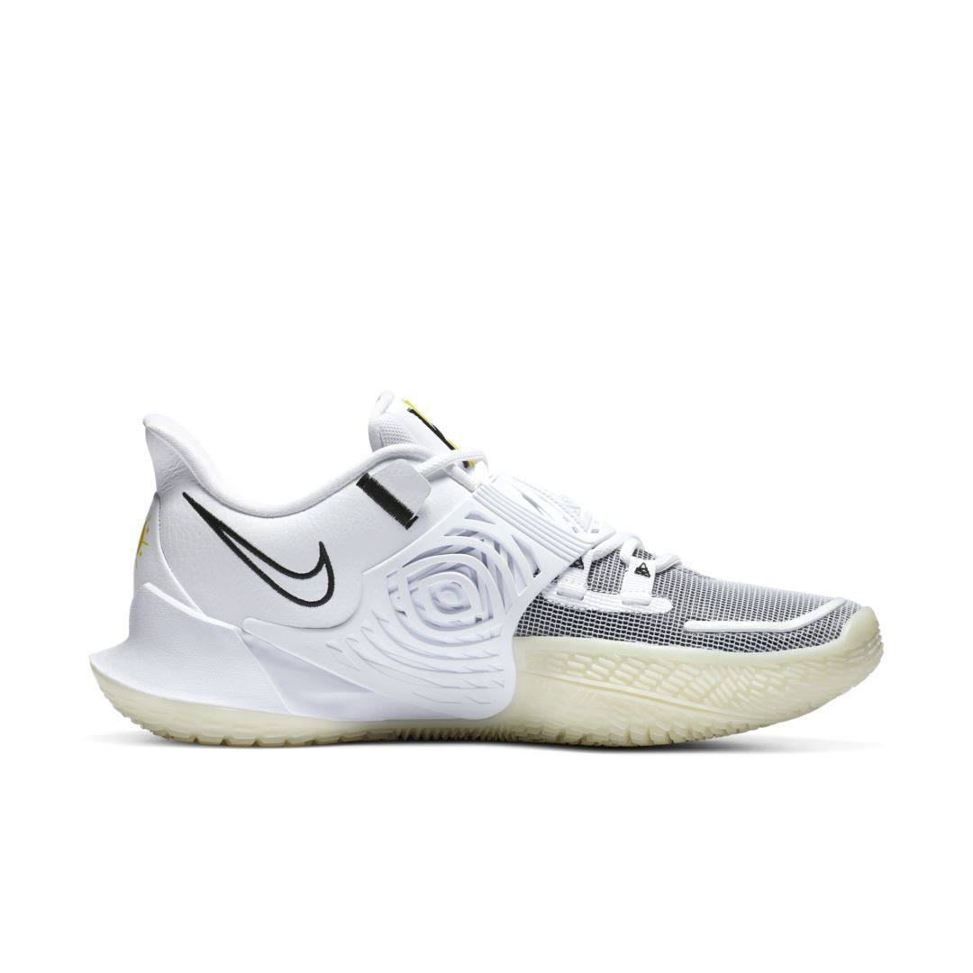 Nike Kyrie Low 3 - Mens Basketball Shoes - White/Black, Size 10.5