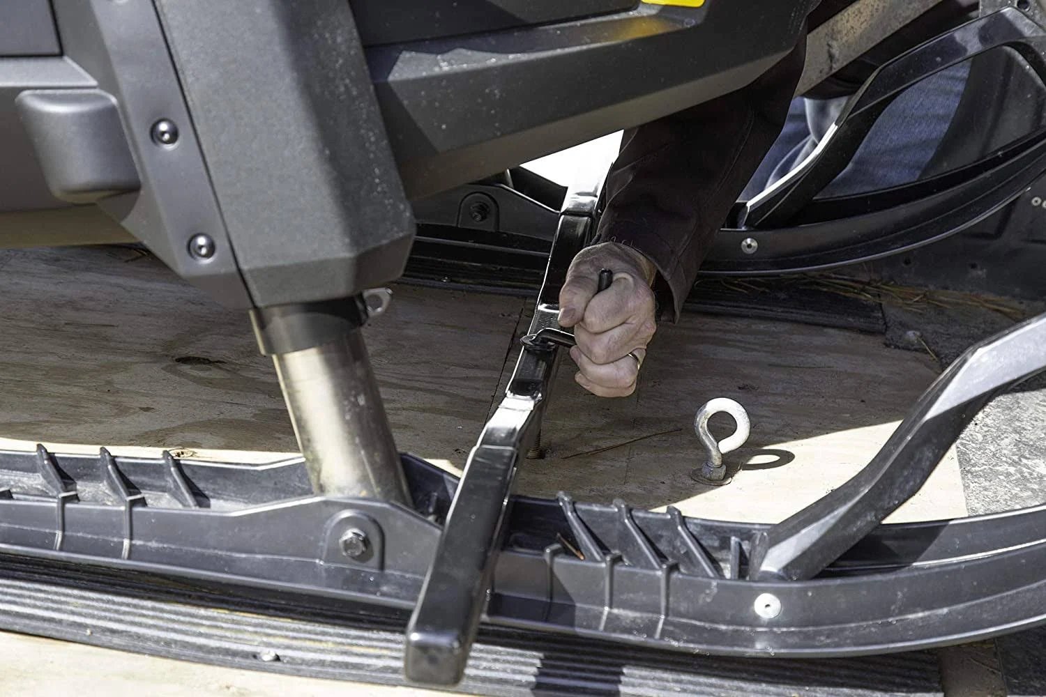 Raider SP-320 Snowmobile Trailering Kit, 0.62x22 Bolt