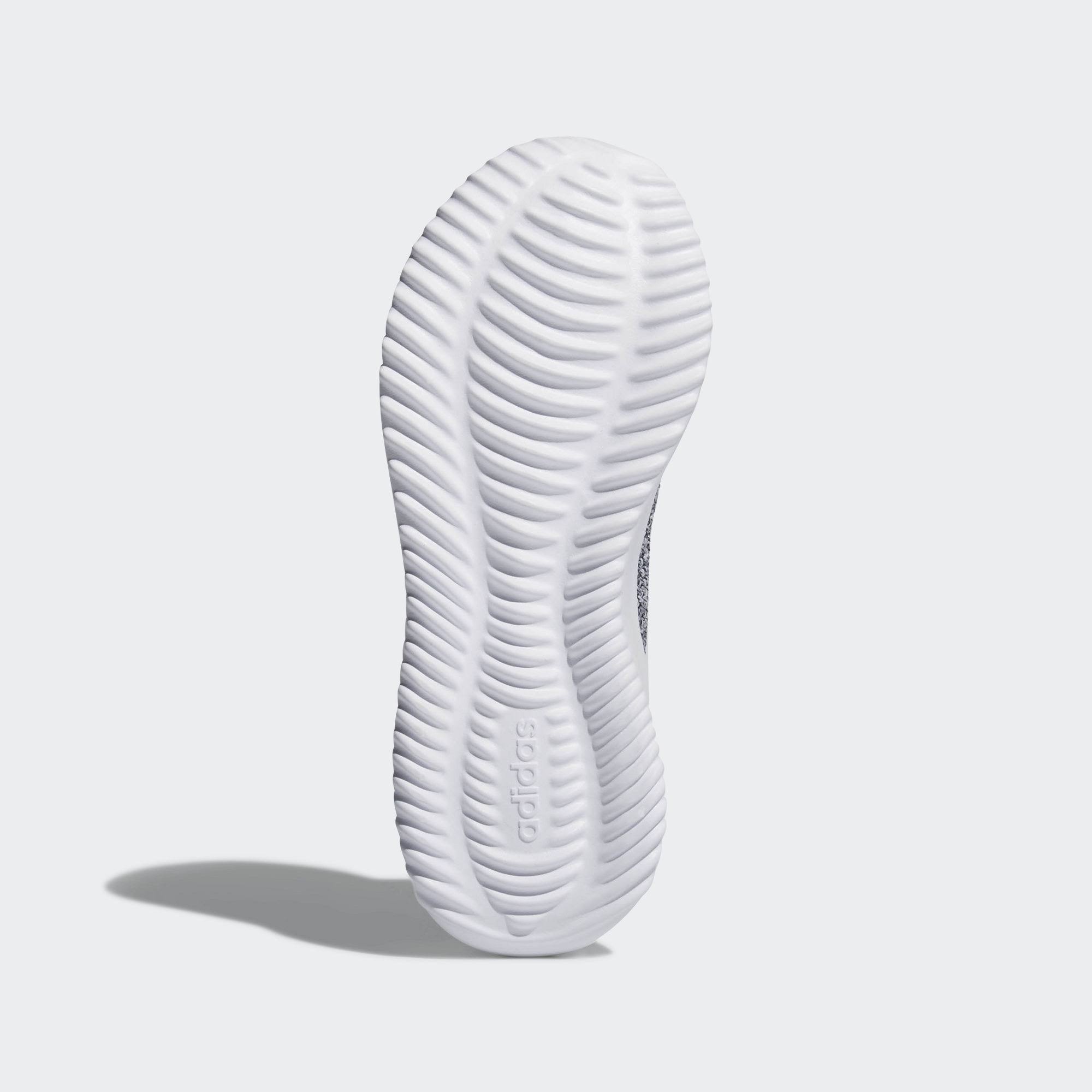 Adidas Ultimafusion (Women's)