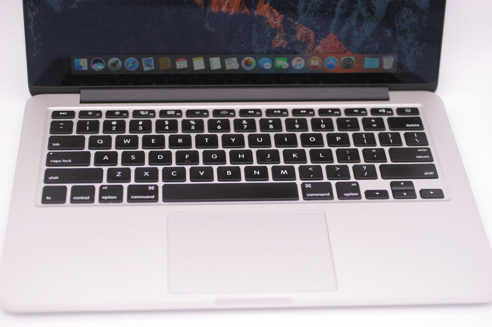 Apple MacBook Pro 13x22 Laptop Core i5 (4278U) 2.6GHz 8GB DDR3 240GB SSD