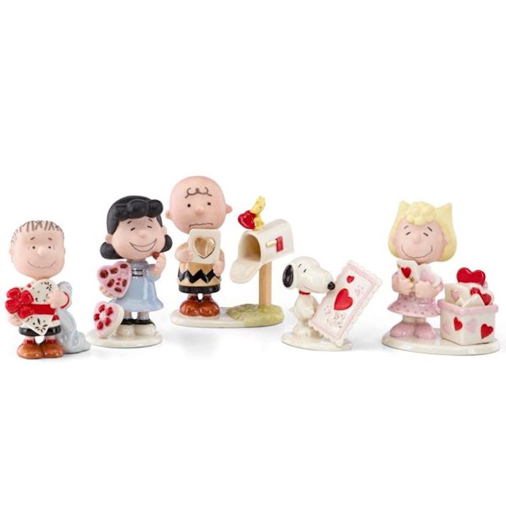 Lenox Peanuts Snoopy Valentine's Day Set of 5 Figurines