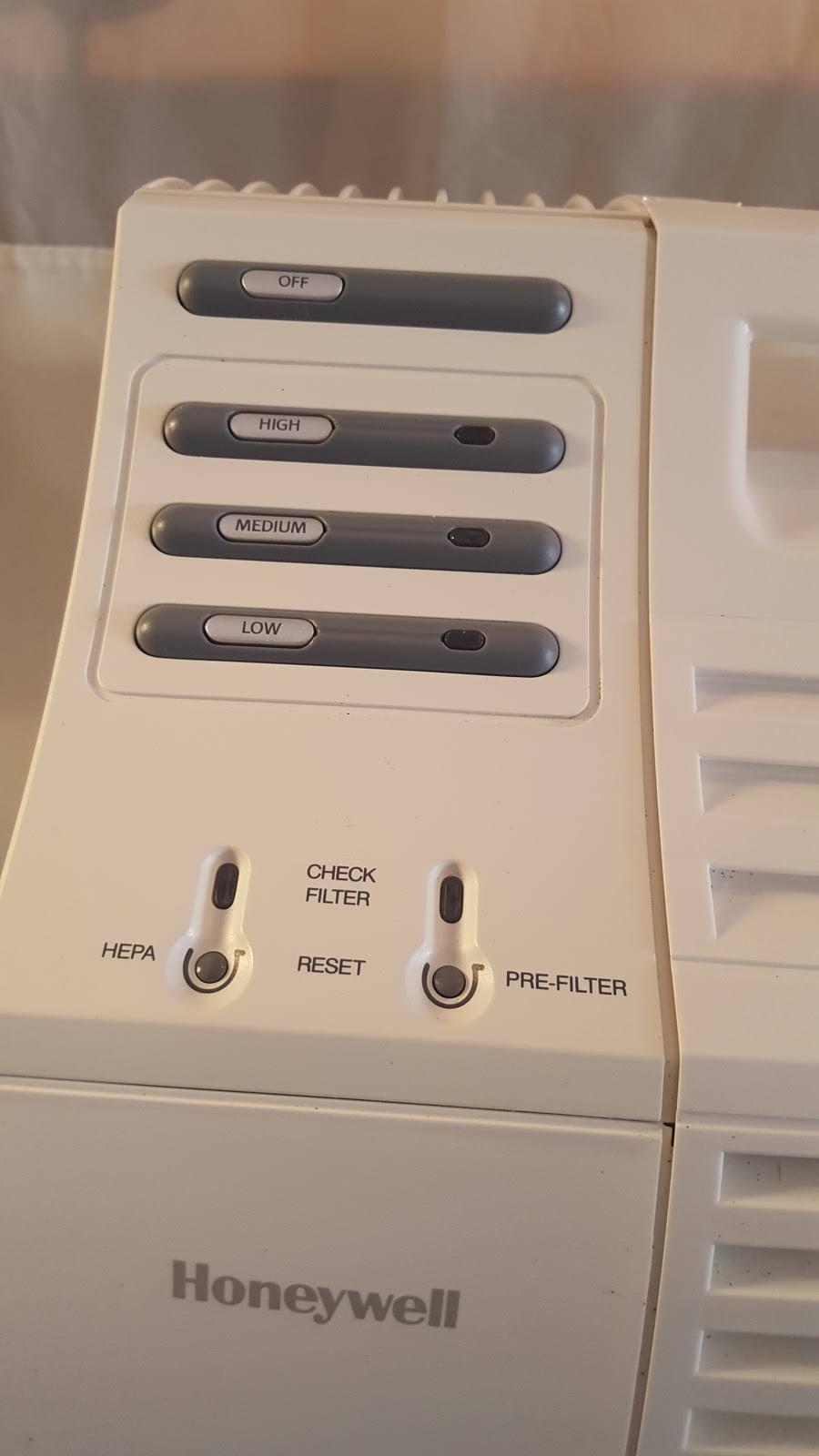 Honeywell 17000-S QuietCare Allergen Remover Air Purifier, White