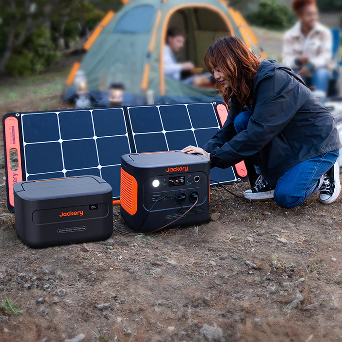 Jackery Solar Generator 1000 Plus