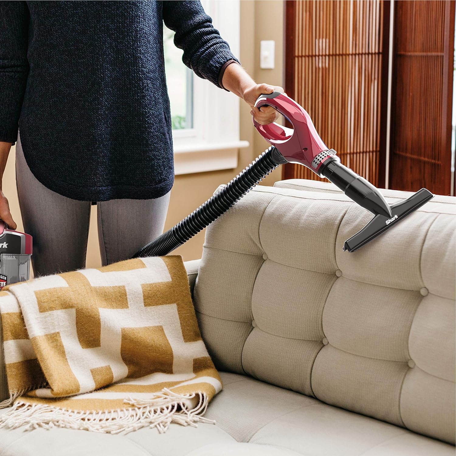 Shark ZU561 Navigator lift-off fast self-cleaning brush roller lightweight upright vacuum cleaner