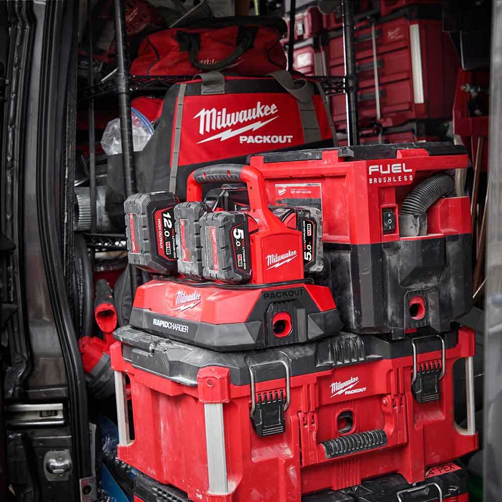 MILWAUKEE PACKOUT™ 6 Bay Rapid Charger M18PC6