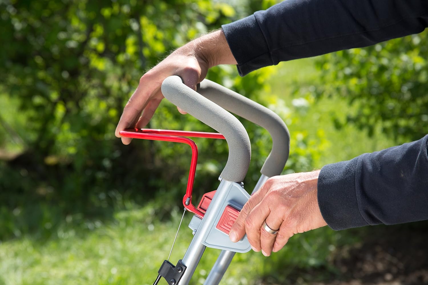 IKRA electric tiller FEM 1500, flexible working width 17-45cm, very efficient, 1500W