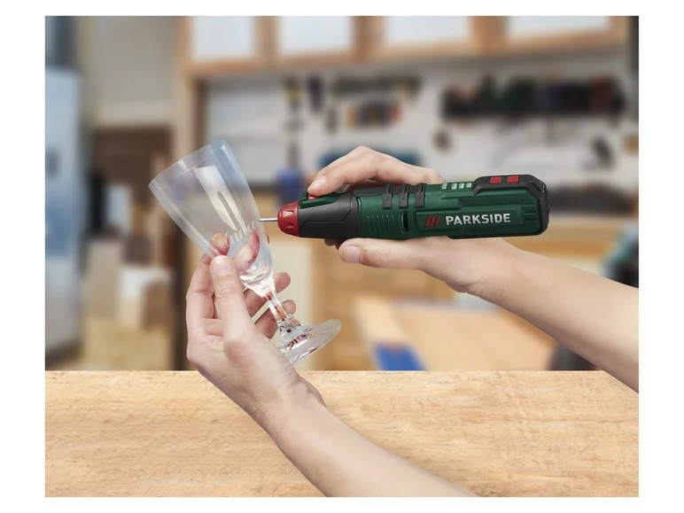 PARKSIDE Pistolet à colle sans fil PHPA 4 ou graveur sans fil PAGG 4, 4 V