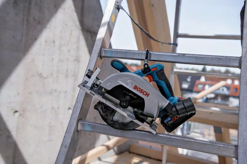 BOSCH COMBI-KIT 5 18V TOOLS