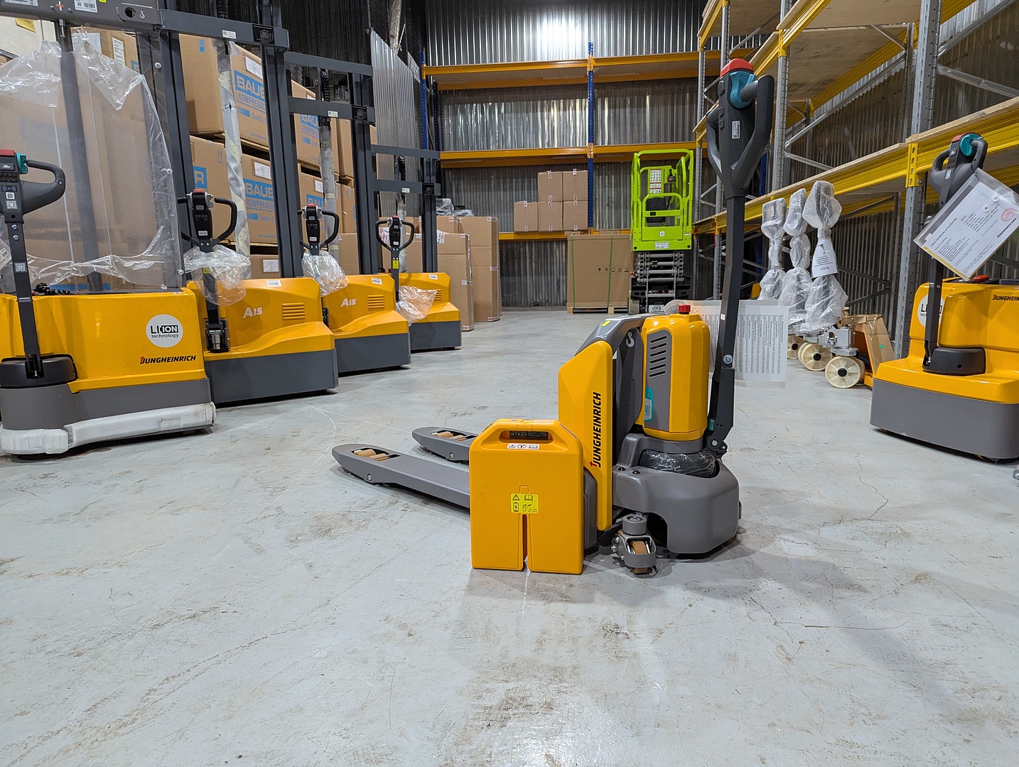 Jungheinrich AME 15 Electric pallet truck