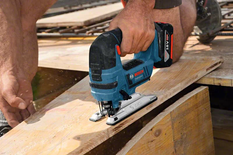 BOSCH COMBI-KIT 5 18V TOOLS