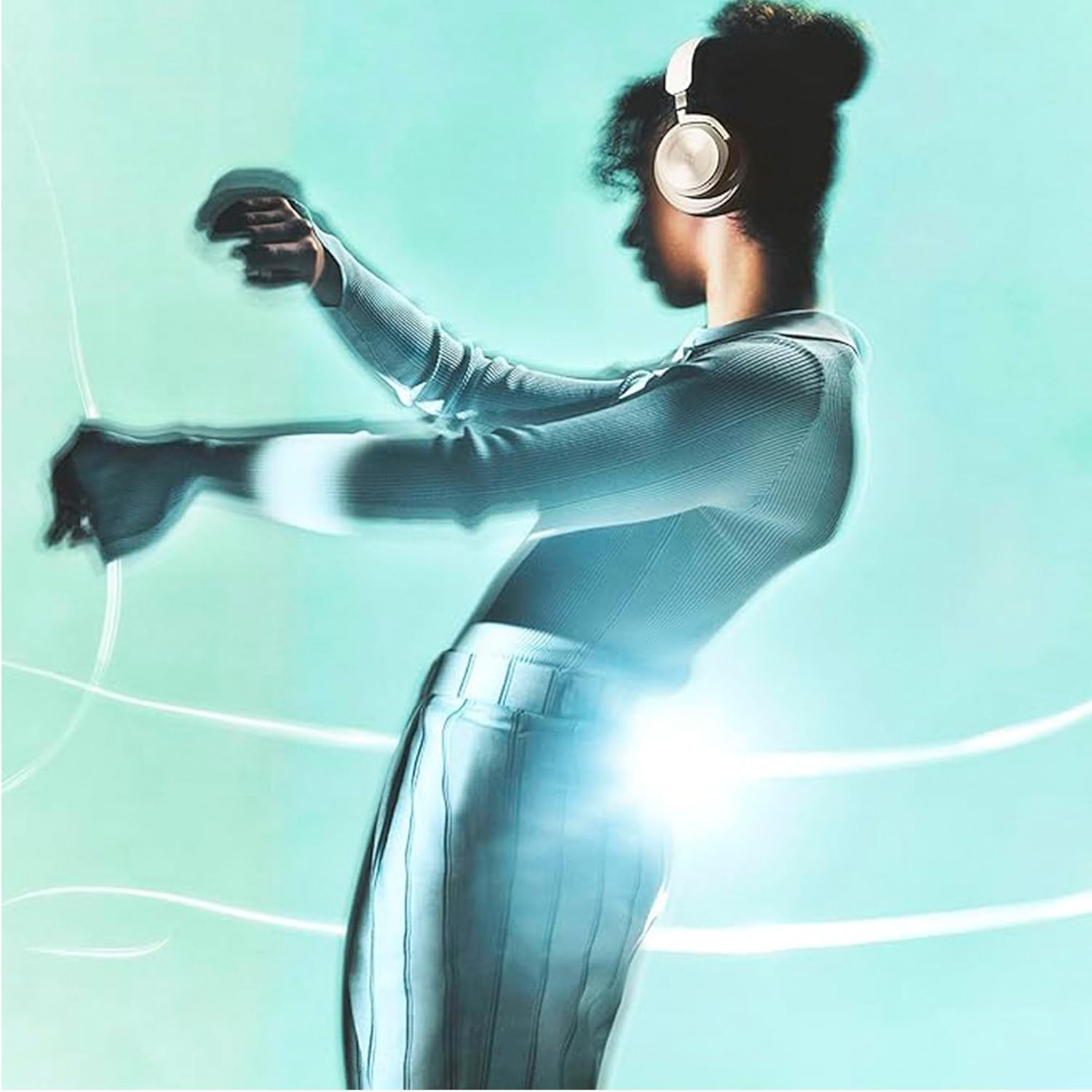 Bang & Olufsen Beoplay HX - Wireless Bluetooth Over-Ear Active Noise Cancelling Headphones with Microphone - Gold Tone, One Size