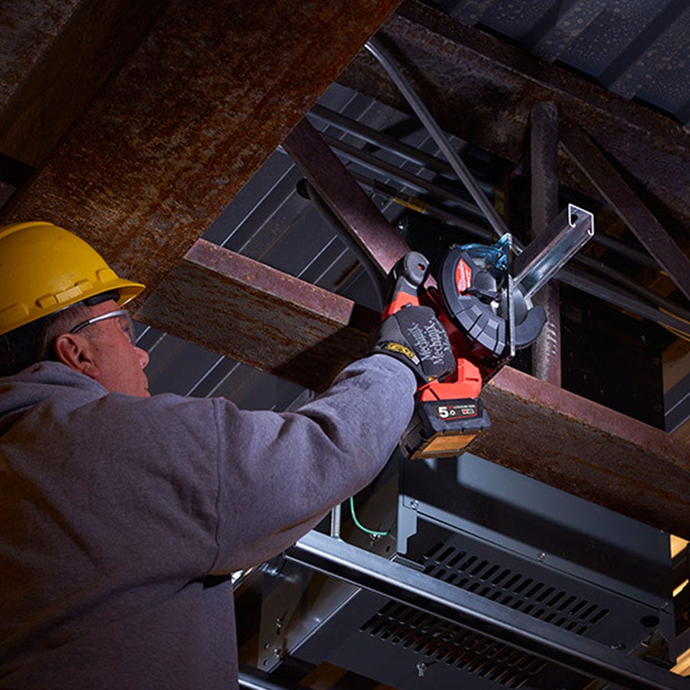 MILWAUKEE 18V Brushless 135mm Fuel Circular Saw Skin M18FMCS-0