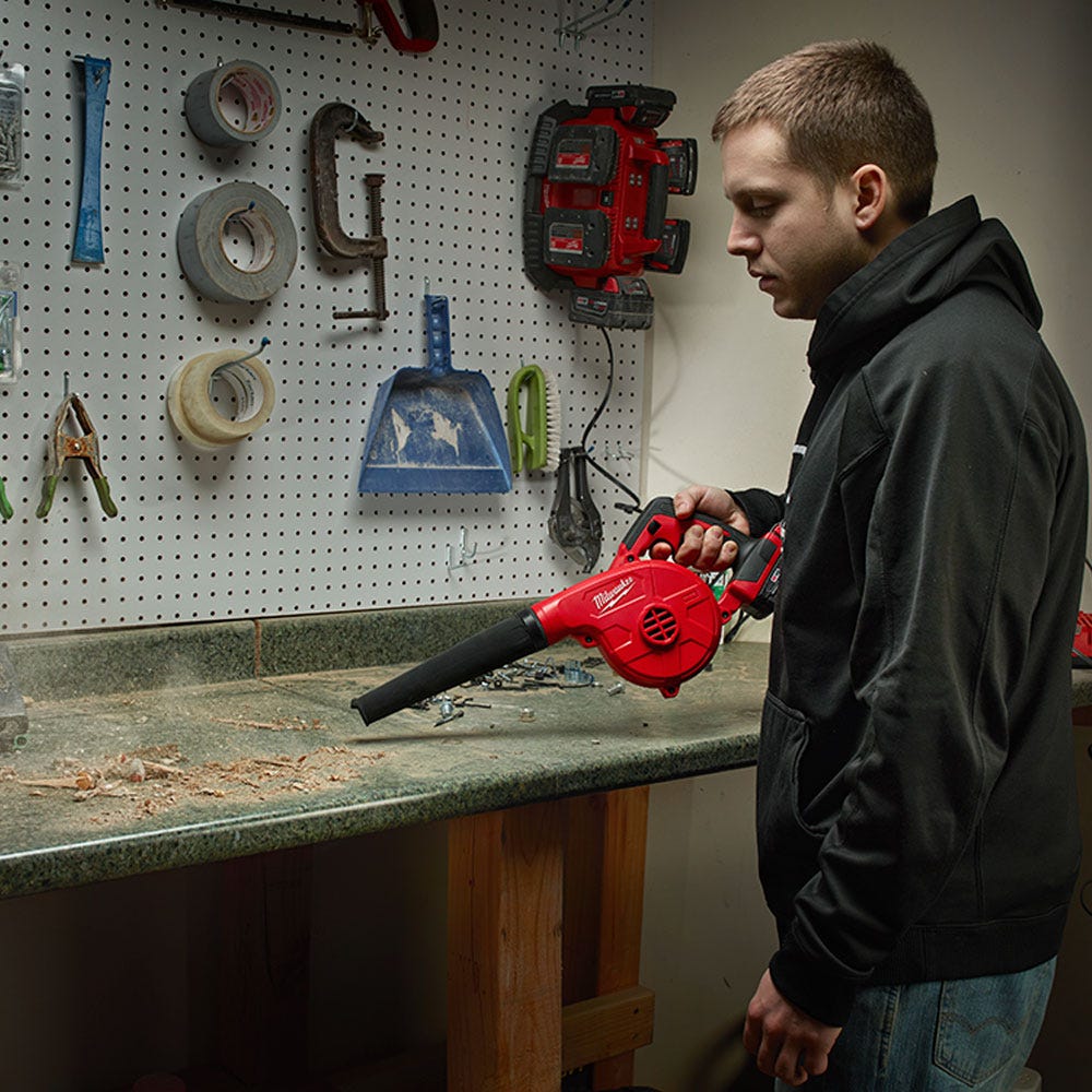 MILWAUKEE 18V Compact Blower Skin M18BBL-0