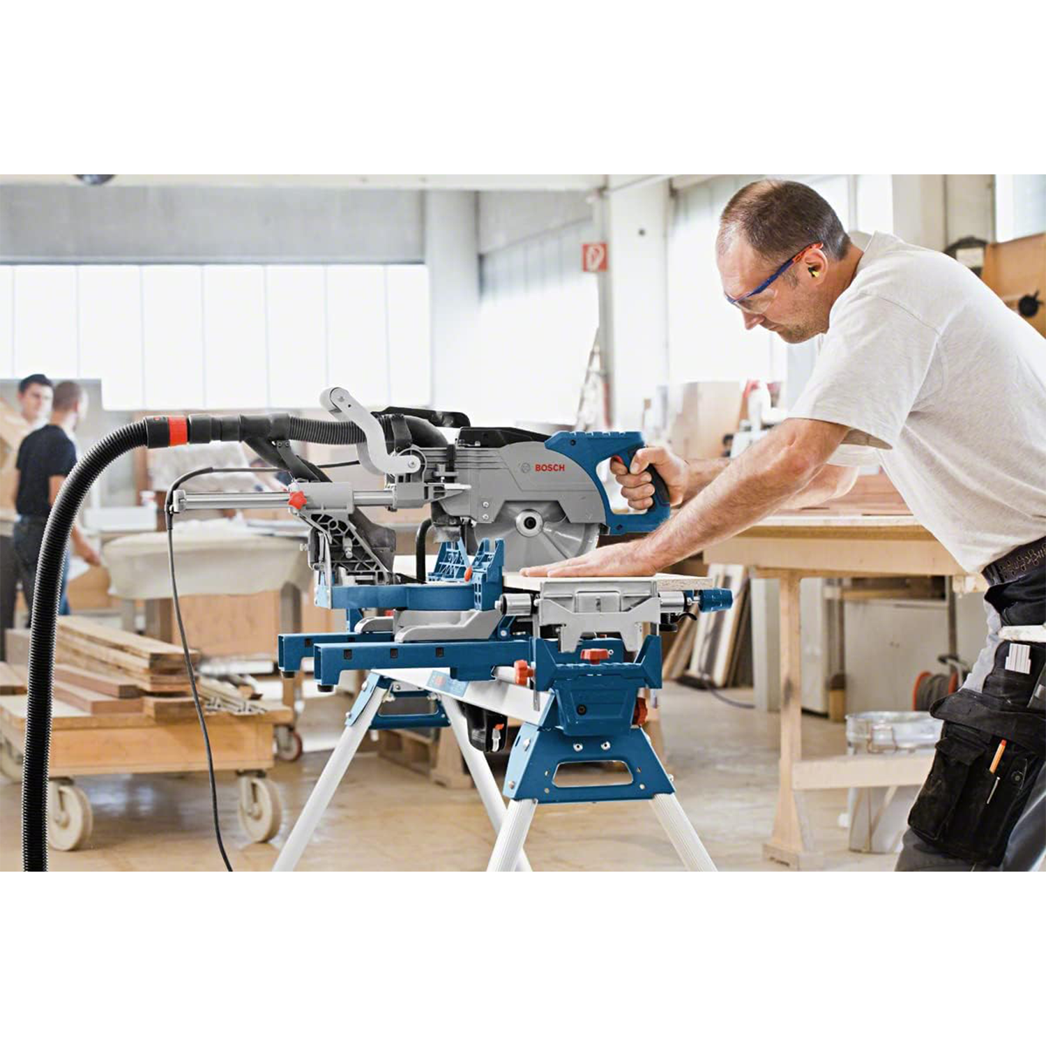 Bosch Professional GT GCM 8 SJL + GTA 2600 Scie à Onglet radiale châssis Professional, Bleu