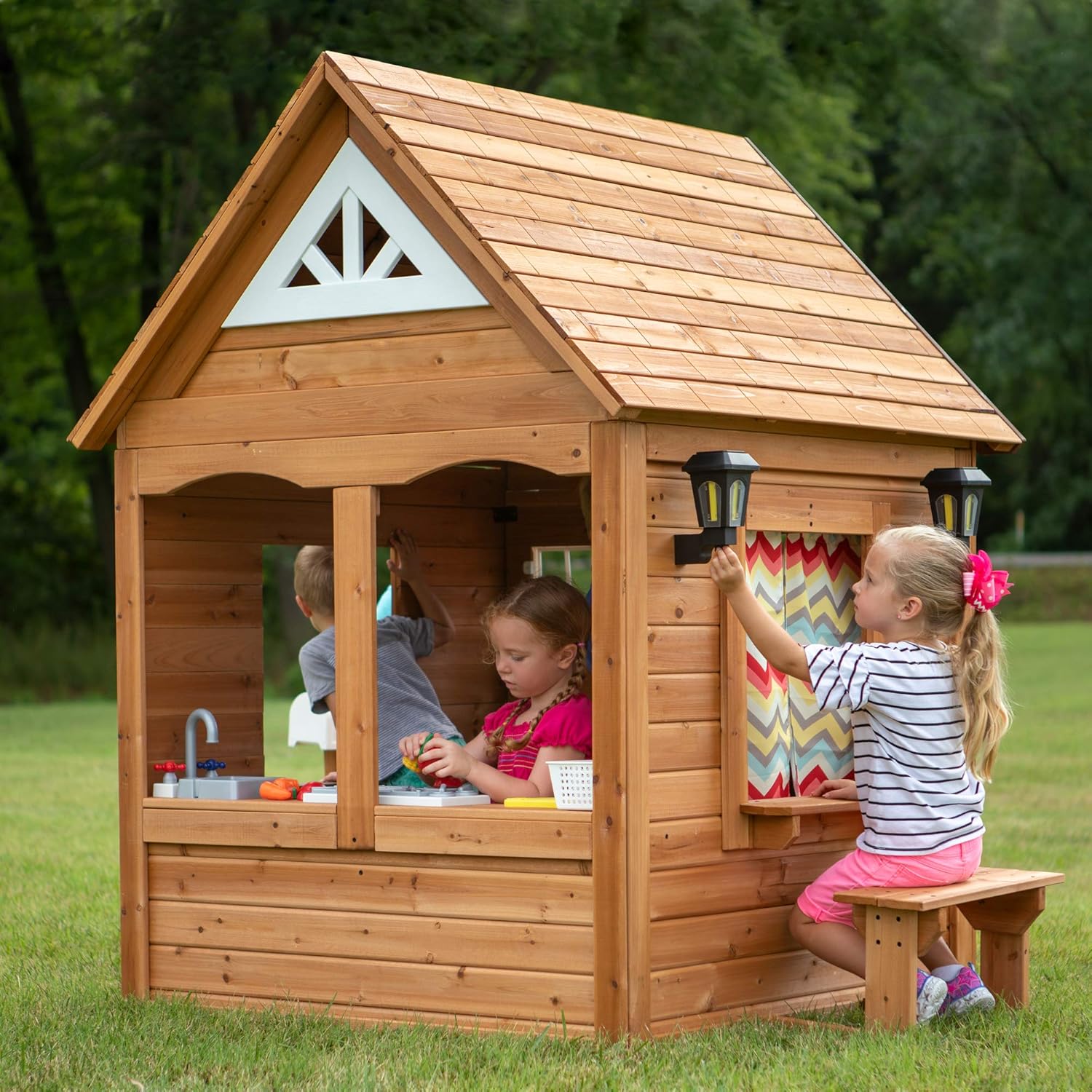 Backyard Discovery Aspen Wooden Playhouse, Outdoor Children's Play House for the Garden Including Accessories, Garden Shed for Children with Windows in Brown and White